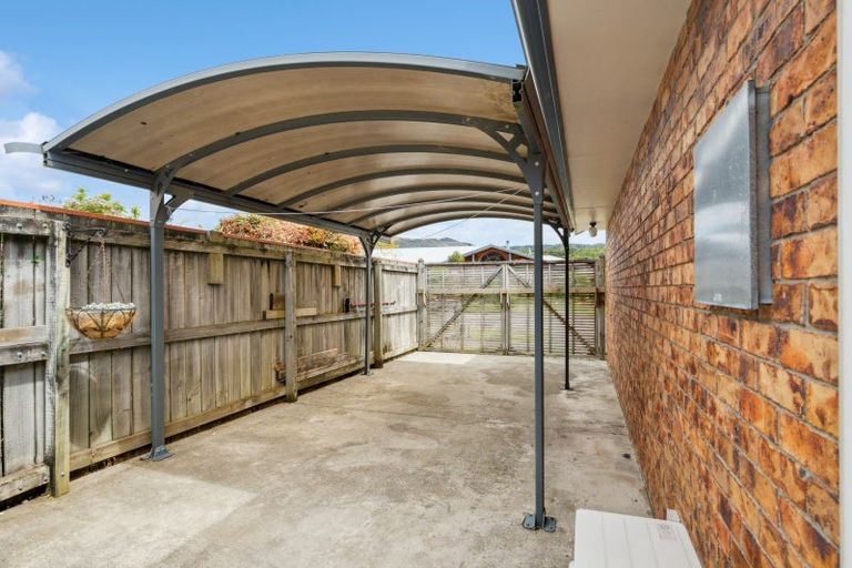 Photo of property in 19 Ranui Street, Waikawa, Picton, 7220