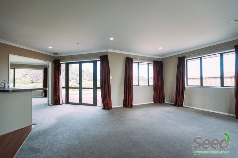 Photo of property in 10 Grenache Place, Rototuna, Hamilton, 3210