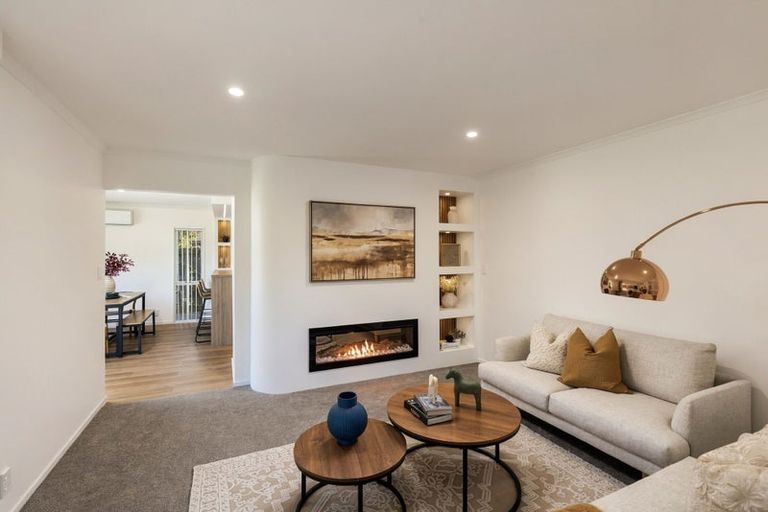 Photo of property in 139 Memorial Avenue, Burnside, Christchurch, 8053