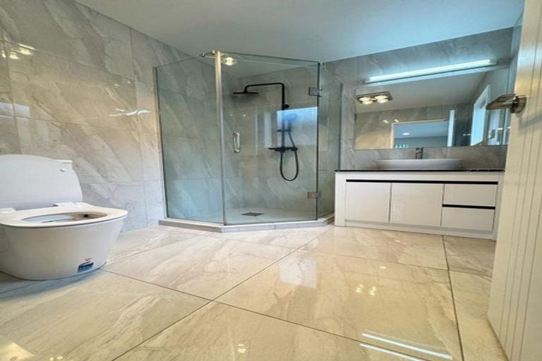 Photo of property in 6 Wyon Way, Flat Bush, Auckland, 2016