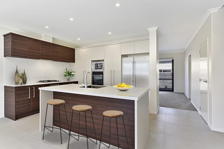 Photo of property in 47 Eugenia Rise, Totara Heights, Auckland, 2105