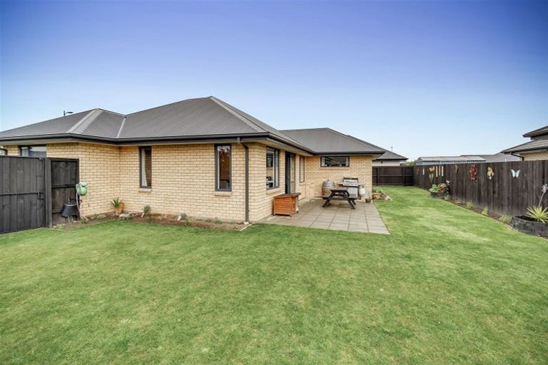 Photo of property in 36 Andesite Drive, Rolleston, 7614