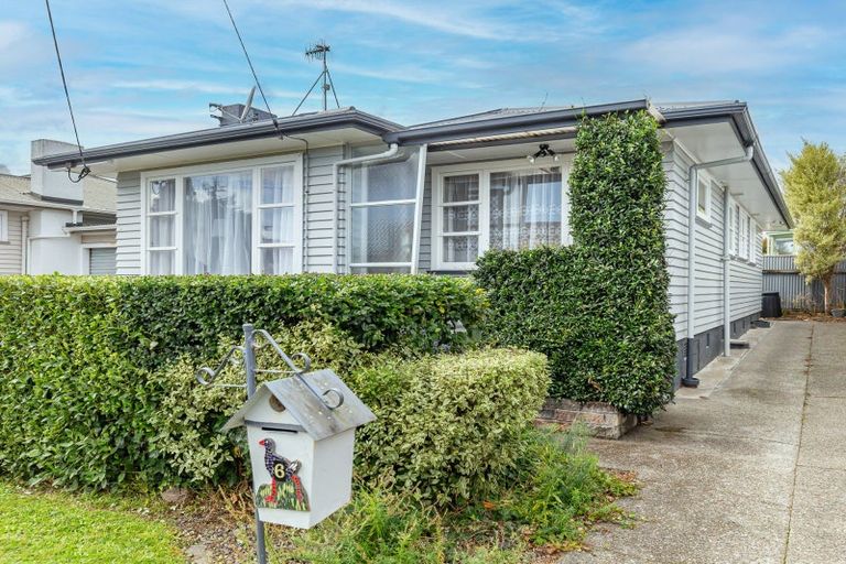 Photo of property in 6 Chester Street, Levin, 5510