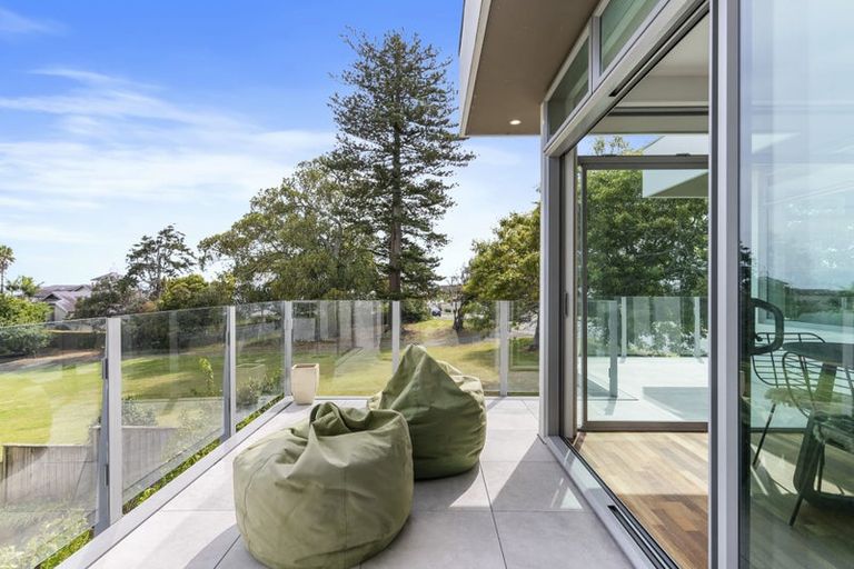 Photo of property in 80 Bleakhouse Road, Howick, Auckland, 2014