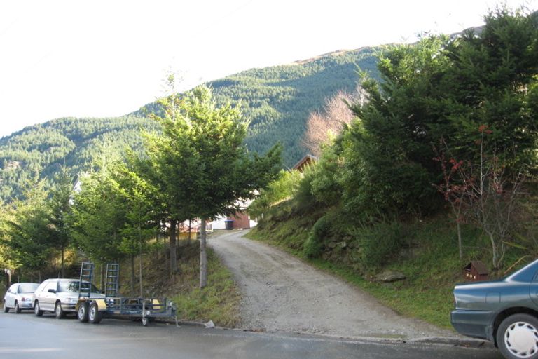 Photo of property in 204b Fernhill Road, Sunshine Bay, Queenstown, 9300