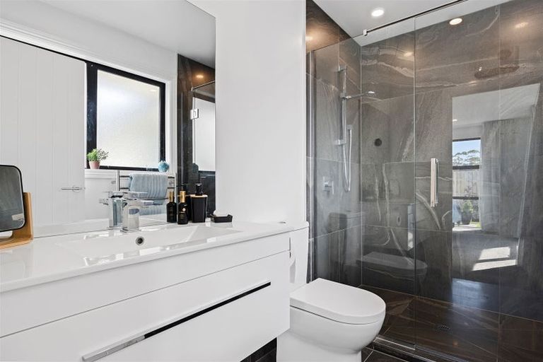 Photo of property in 45 Mcquillan Avenue, Woodend, 7610