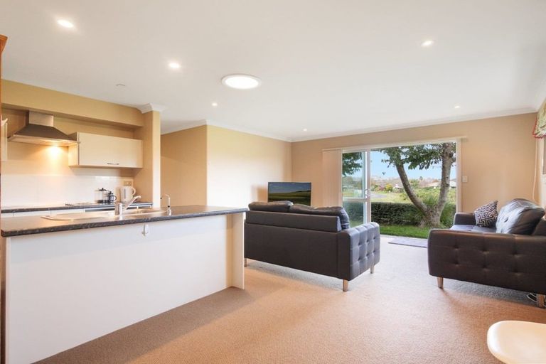 Photo of property in 3 Sutton Way, Bethlehem, Tauranga, 3110