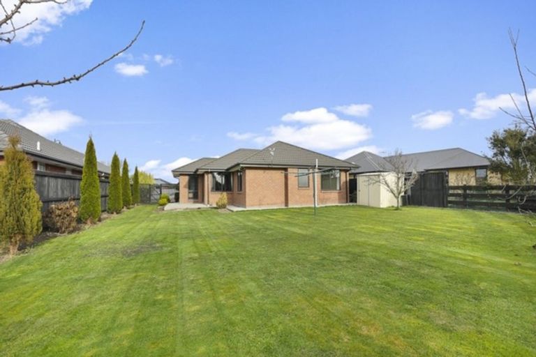 Photo of property in 9 Little Oaks Drive, Yaldhurst, Christchurch, 8042