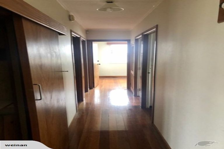 Photo of property in 34 Lincoln Road, Henderson, Auckland, 0610