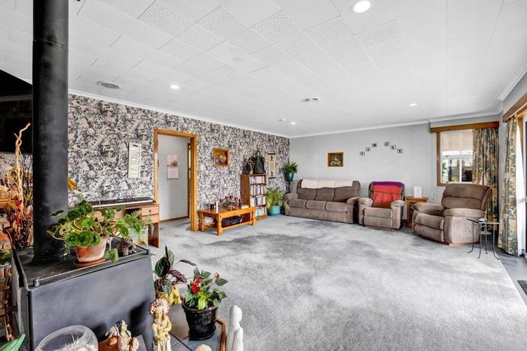 Photo of property in 24 Victoria Road, Stratford, 4391