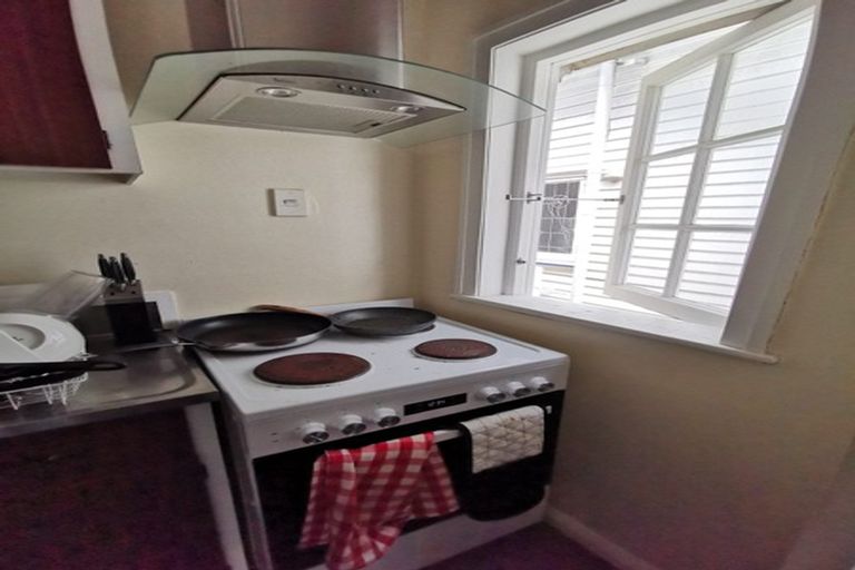 Photo of property in 3/23 Clifton Terrace, Kelburn, Wellington, 6012