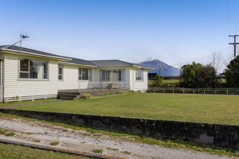 Photo of property in 198 Beaconsfield Road, Midhirst, Stratford, 4394