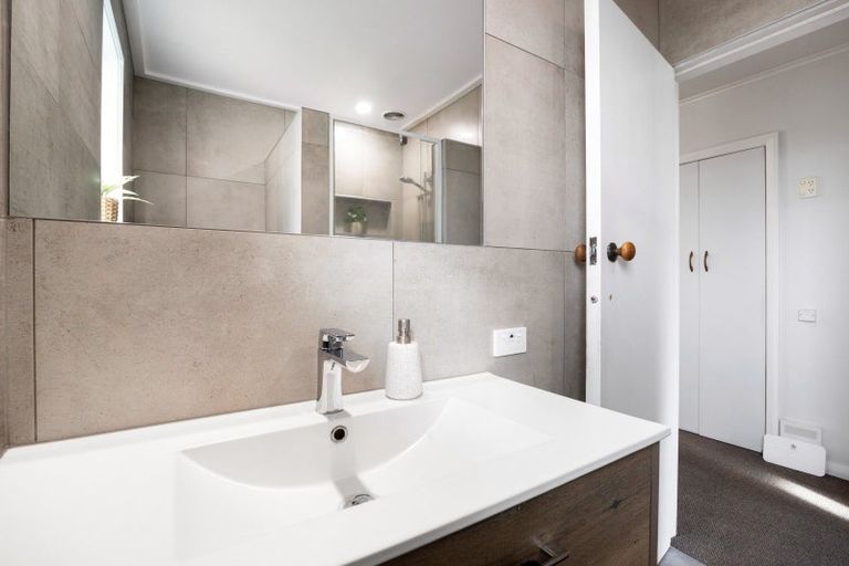 Photo of property in 7 Mcpherson Place, Fairfield, Hamilton, 3214