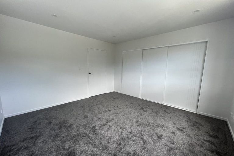 Photo of property in 1/43 Ranui Avenue, Ranui, Auckland, 0612