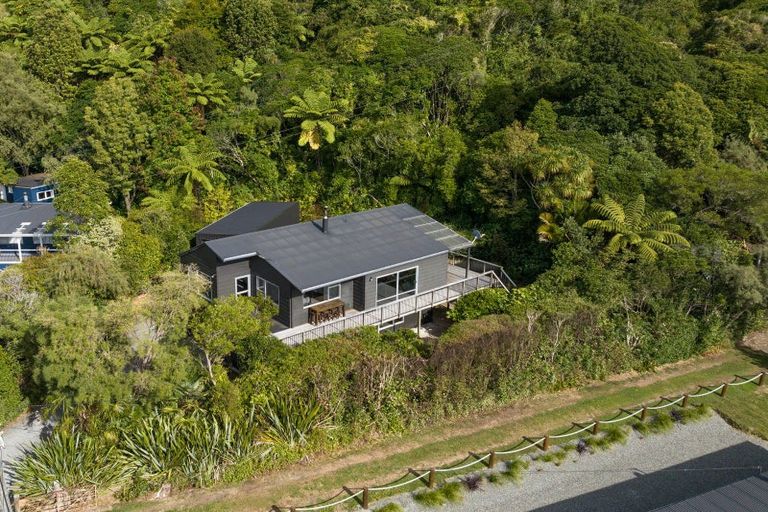 Photo of property in 43 Belview Road, Havelock, Picton, 7281