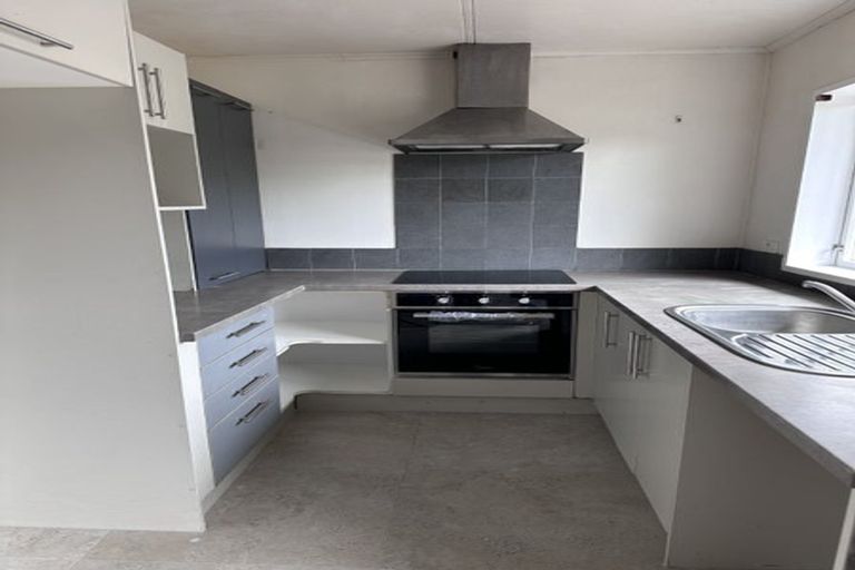 Photo of property in 107a Beechdale Crescent, Pakuranga Heights, Auckland, 2010