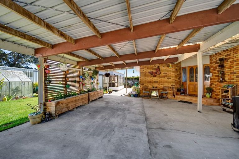 Photo of property in 21 Johnston Street, Brixton, Waitara, 4382