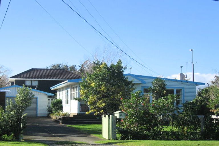 Photo of property in 25 Donovan Road, Paraparaumu Beach, Paraparaumu, 5032