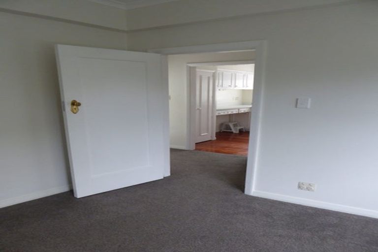 Photo of property in 7 Stowe Hill, Thorndon, Wellington, 6011