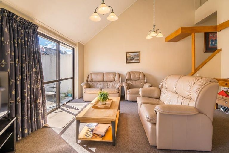 Photo of property in 740h George Street, North Dunedin, Dunedin, 9016