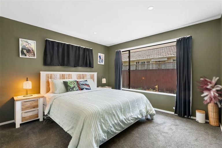 Photo of property in 2/16 James K Baxter Place, Addington, Christchurch, 8024