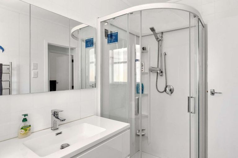 Photo of property in 28 Massey Road, Mangapapa, Gisborne, 4010