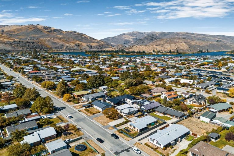 Photo of property in 104 Molyneux Avenue, Cromwell, 9310