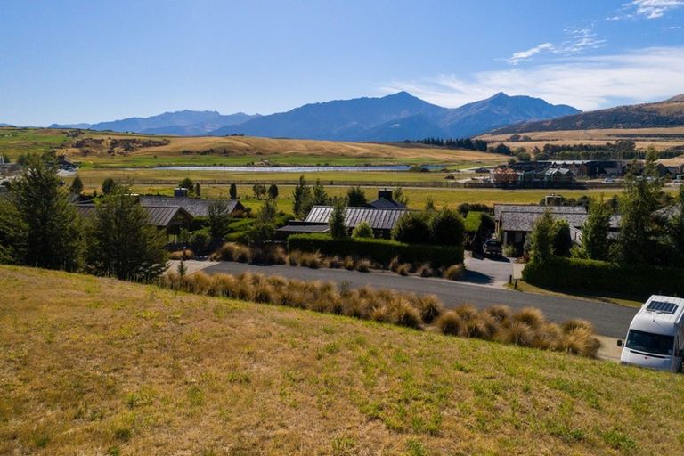 Photo of property in 25 Rannoch Drive, Jacks Point, Queenstown, 9371