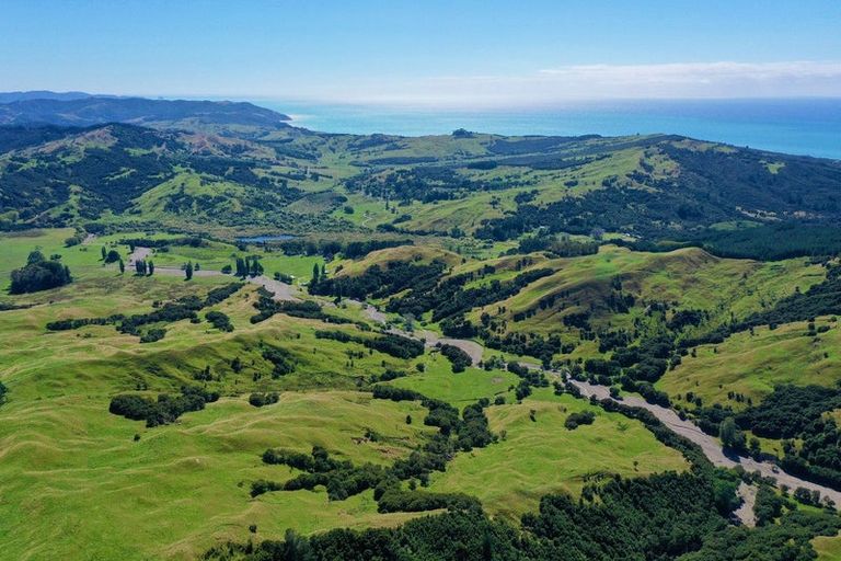 Photo of property in 397 Tuparoa Road, Ruatoria, 4082