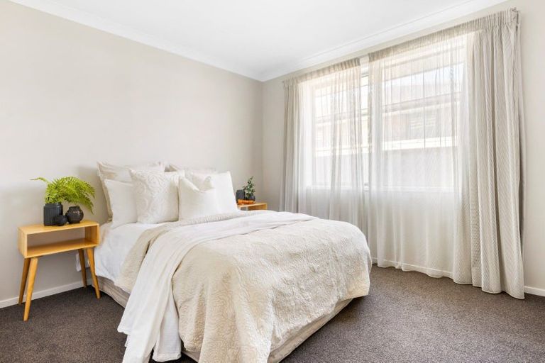 Photo of property in 98 Penetaka Heights, Pyes Pa, Tauranga, 3112