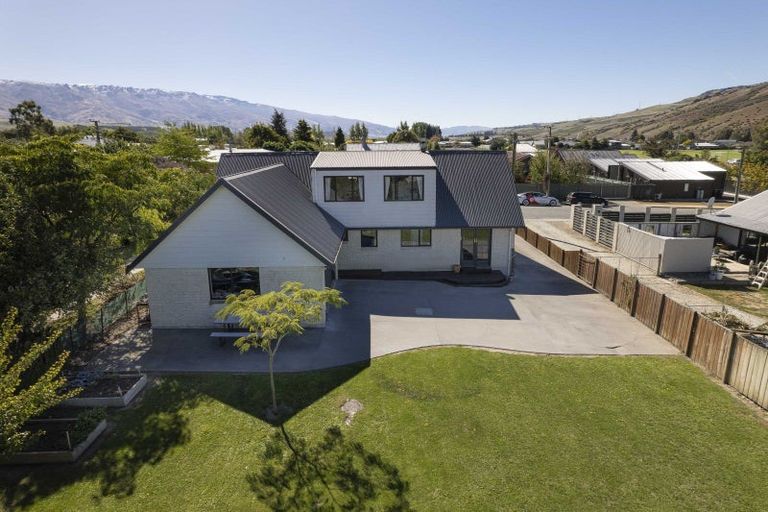 Photo of property in 14 Orient Street, Cromwell, 9310