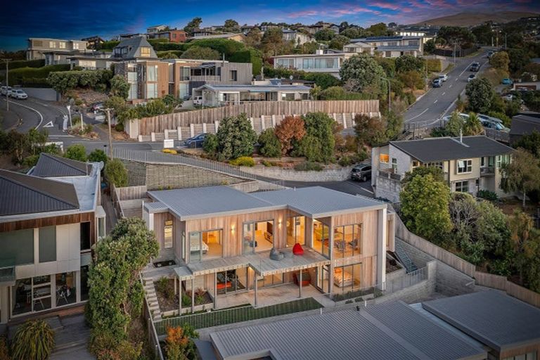 Photo of property in 24 Marama Crescent, Mount Pleasant, Christchurch, 8081