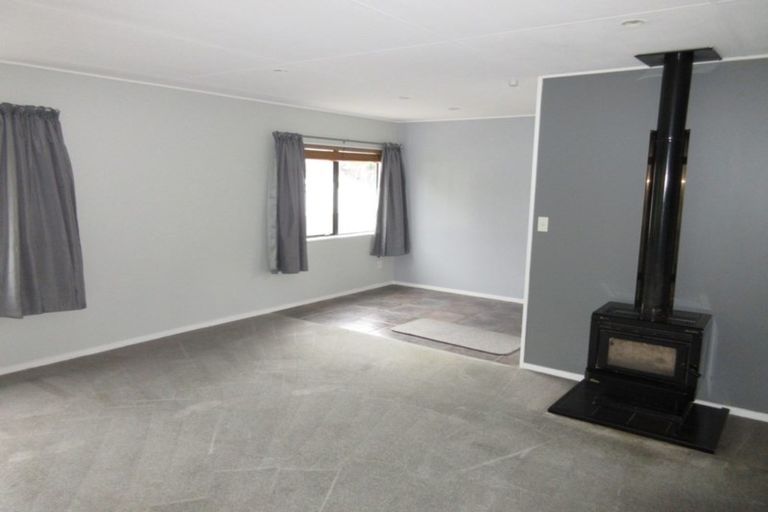 Photo of property in 95a Renown Road, Raumati South, Paraparaumu, 5032