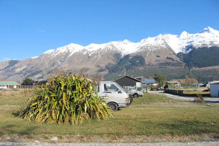 Photo of property in 33 Oban Street, Glenorchy, 9372