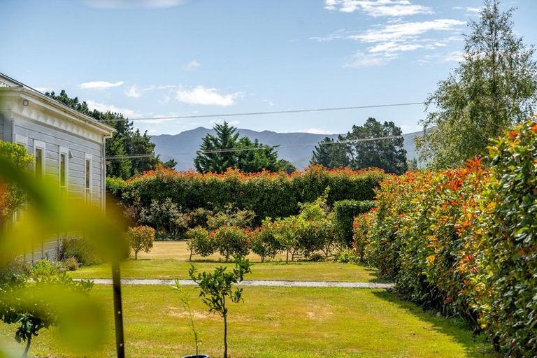 Photo of property in 71 No 1 Line, Tauwharenikau, Featherston, 5771