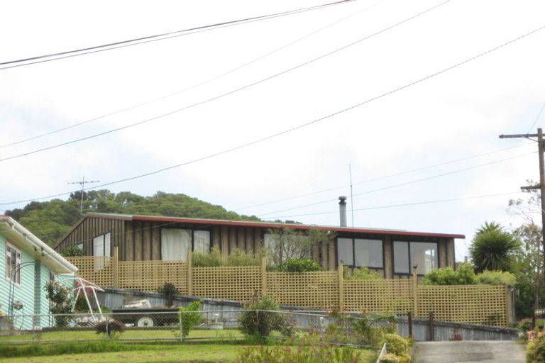 Photo of property in 103a Waikawa Road, Picton, 7220