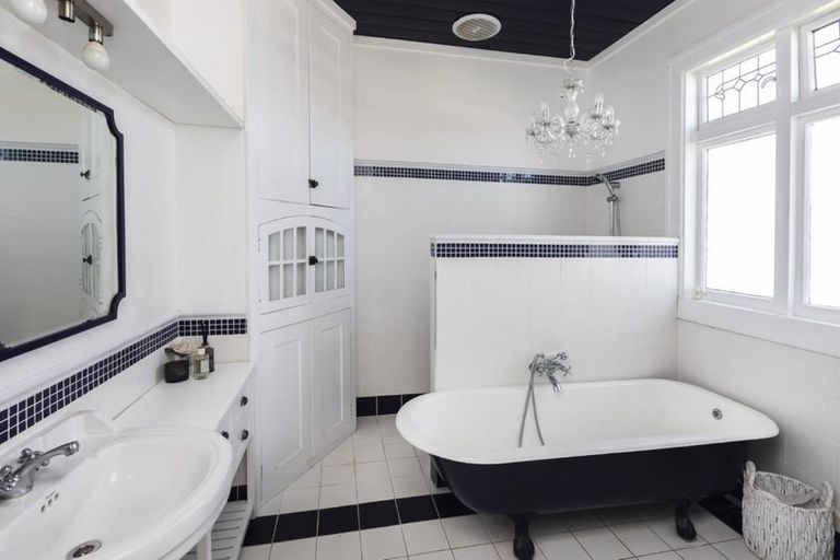 Photo of property in 57 Halswell Road, Hillmorton, Christchurch, 8025