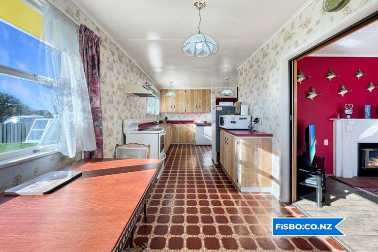 Photo of property in 96 Lipscombe Crescent, Havelock North, 4130