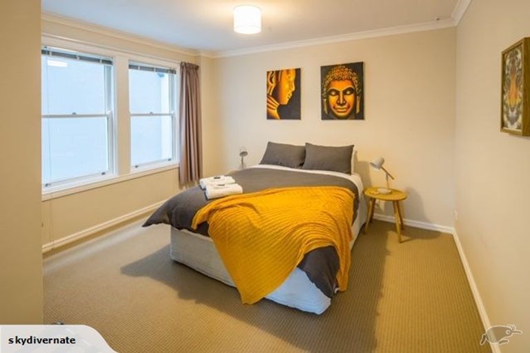 Photo of property in 14a Freeling Street, Island Bay, Wellington, 6023