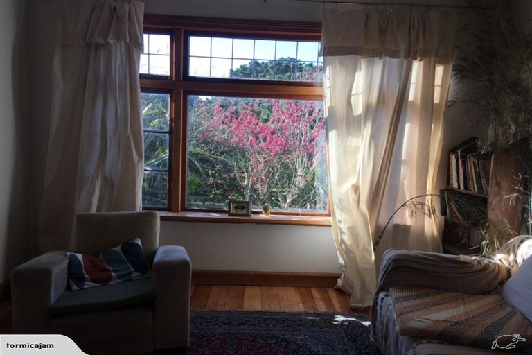 Photo of property in 104 Ohiro Road, Brooklyn, Wellington, 6021