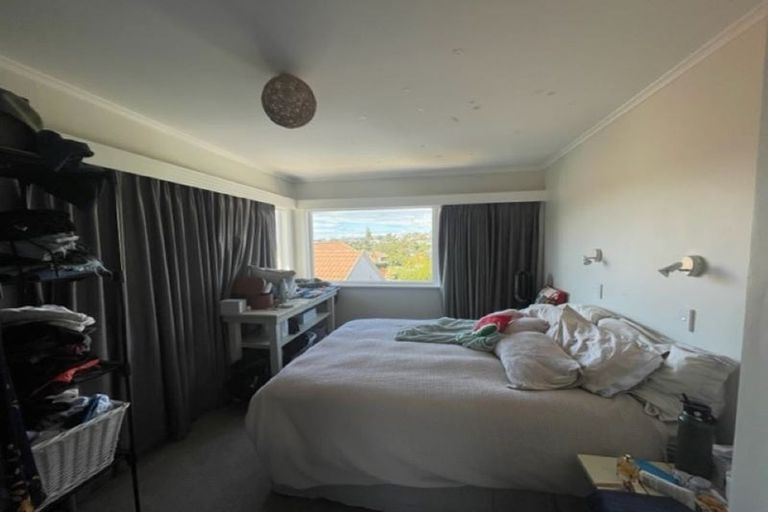 Photo of property in 24 Bevyn Street, Castor Bay, Auckland, 0620