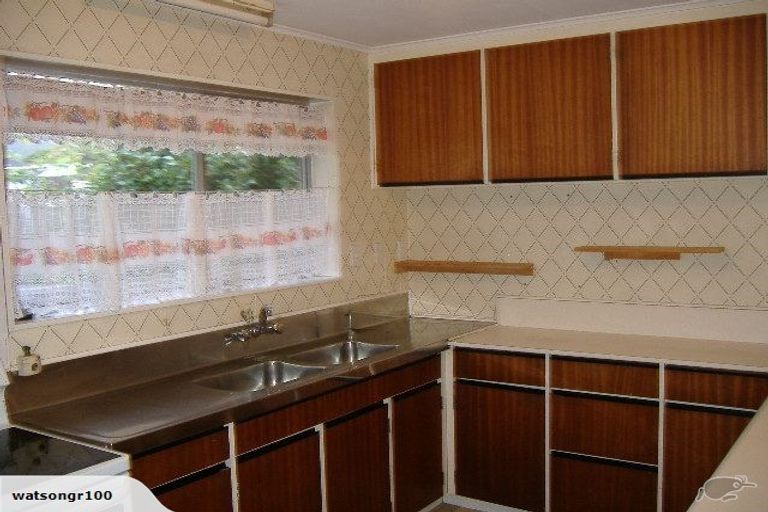 Photo of property in 1/4 Frederick Street, Avalon, Lower Hutt, 5011