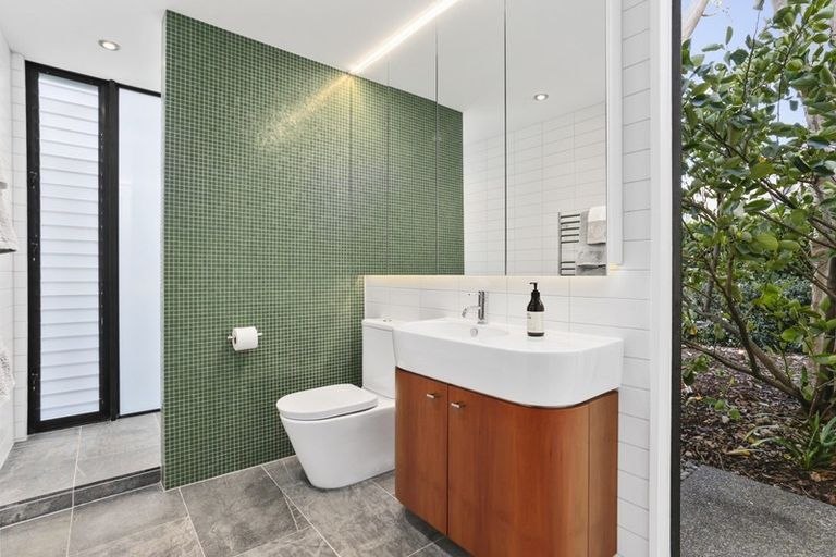 Photo of property in 6a Kowhai Street, Takapuna, Auckland, 0622