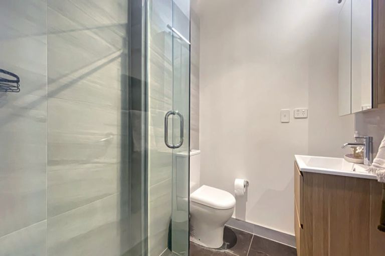 Photo of property in 703/1 Buscomb Avenue, Henderson, Auckland, 0610