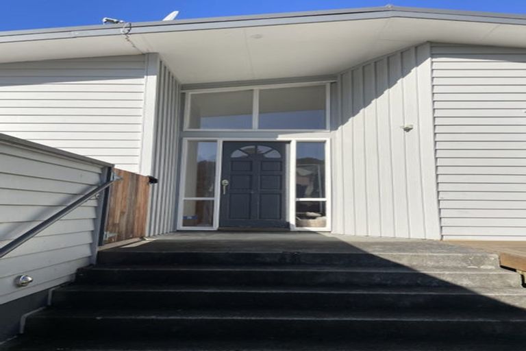 Photo of property in 4 Chorley Grove, Churton Park, Wellington, 6037