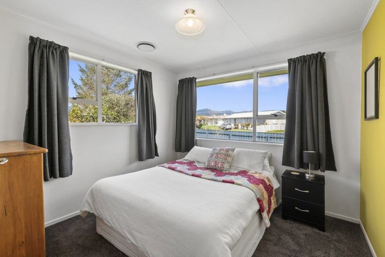 Photo of property in 63 Hinemoa Street, Levin, 5510