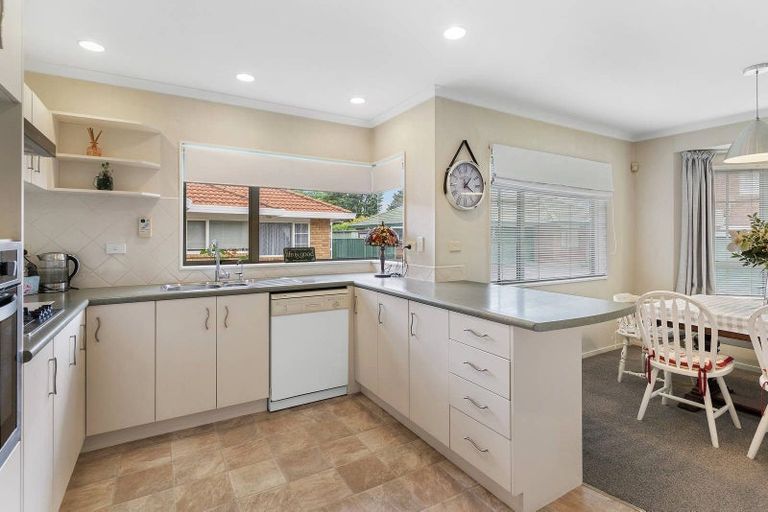 Photo of property in 21a Butterworth Avenue, Opaheke, Papakura, 2113