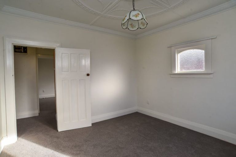 Photo of property in 168 Macandrew Road, South Dunedin, Dunedin, 9012