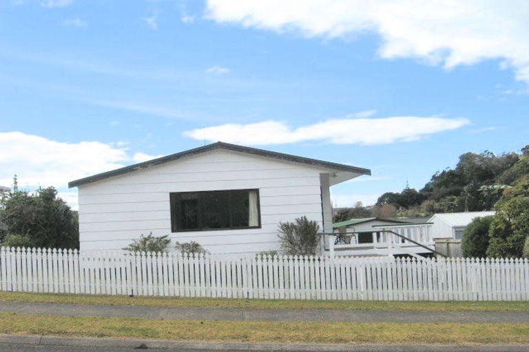 Photo of property in 11 Windsor Drive, Tairua, 3508