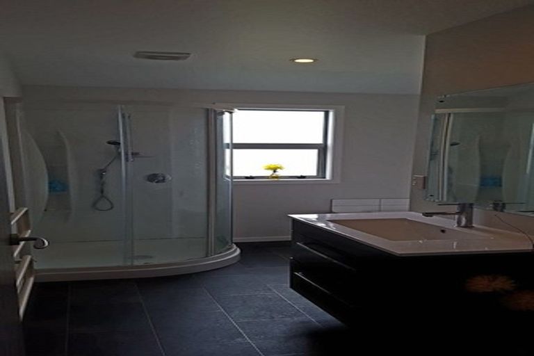 Photo of property in 28 Sunstone Crescent, Brown Owl, Upper Hutt, 5018